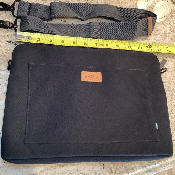 Golla Black IPad Tablet Case Sleeve - Picture 6 of 7